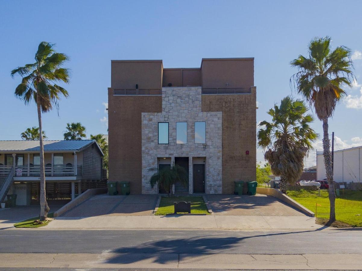 2-Level Townhome With Rooftop Patio - Esperanza Villas 4 South Padre Island Exterior photo