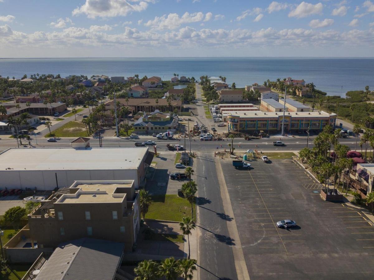 2-Level Townhome With Rooftop Patio - Esperanza Villas 4 South Padre Island Exterior photo